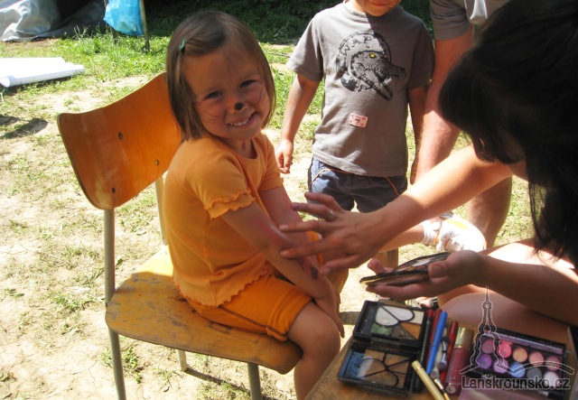 01 kocicka - malovani masek.jpg